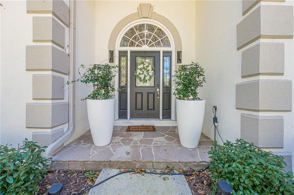 7 bedroom, 7 bathroom, 7,030 sq ft single family residence for sale at 125 W Meadows Court, Johns Creek, GA 30005 — photo 3