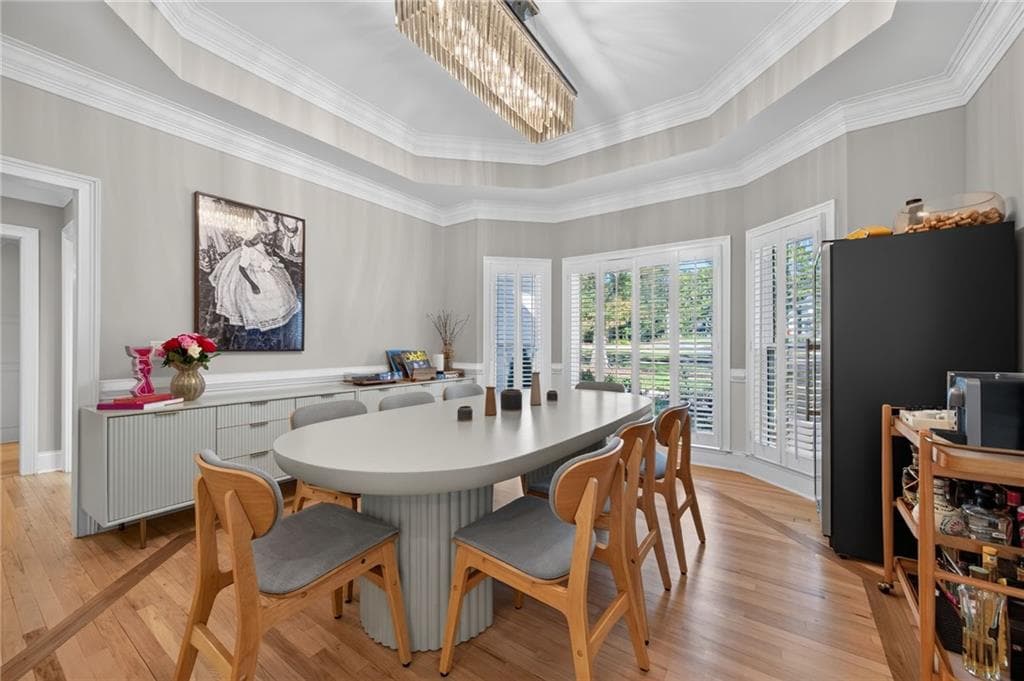 7 bedroom, 7 bathroom, 7,030 sq ft single family residence for sale at 125 W Meadows Court, Johns Creek, GA 30005 — photo 7