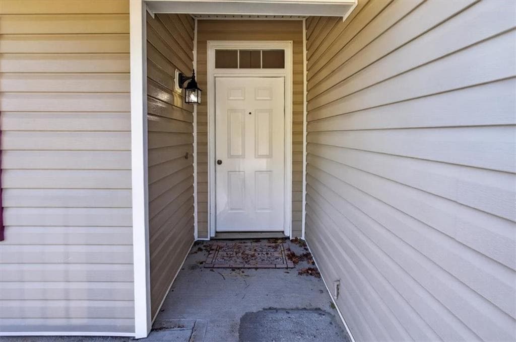 3 bedroom, 2 bathroom, 1,483 sq ft single family residence for sale at 3549 Clearview Drive, Rex, GA 30273 — photo 6