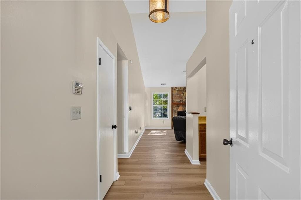 3 bedroom, 2 bathroom, 1,483 sq ft single family residence for sale at 3549 Clearview Drive, Rex, GA 30273 — photo 7