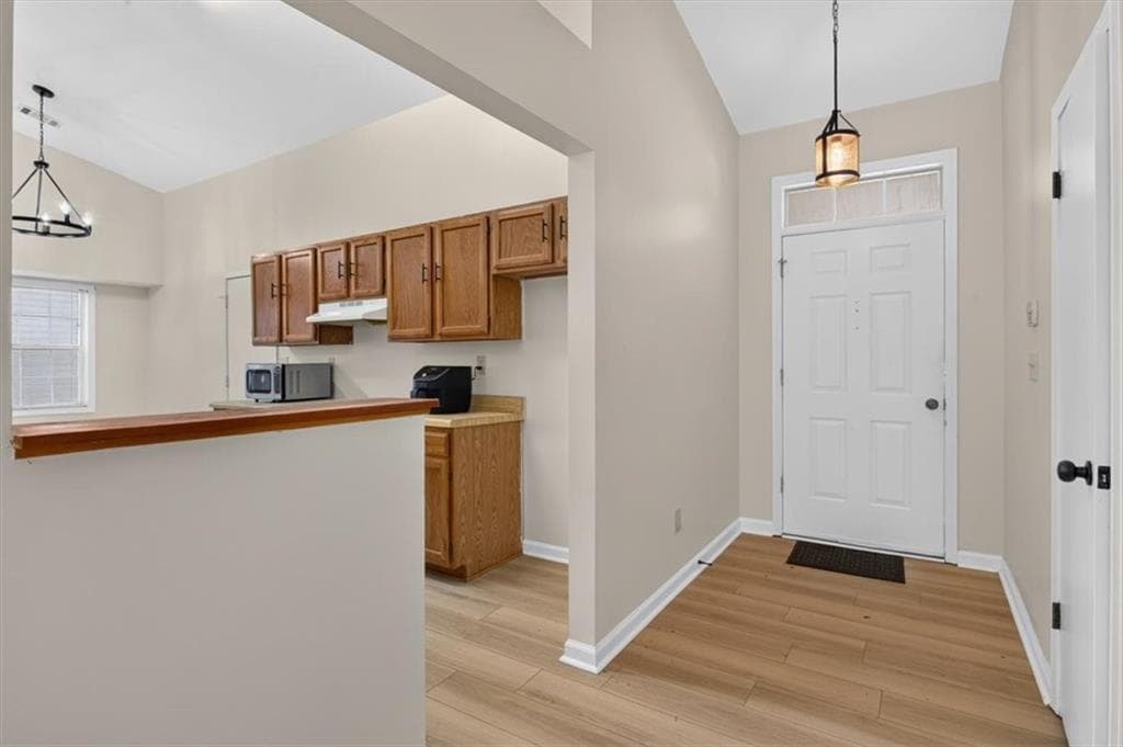 3 bedroom, 2 bathroom, 1,483 sq ft single family residence for sale at 3549 Clearview Drive, Rex, GA 30273 — photo 8