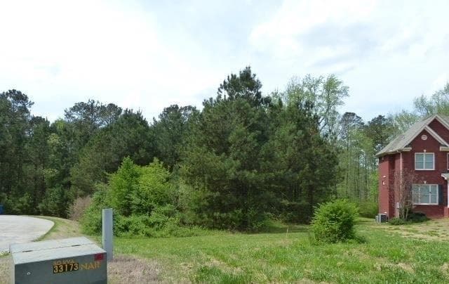 single family residence for sale at 204 Benefield Court, Stockbridge, GA 30281 — photo 10