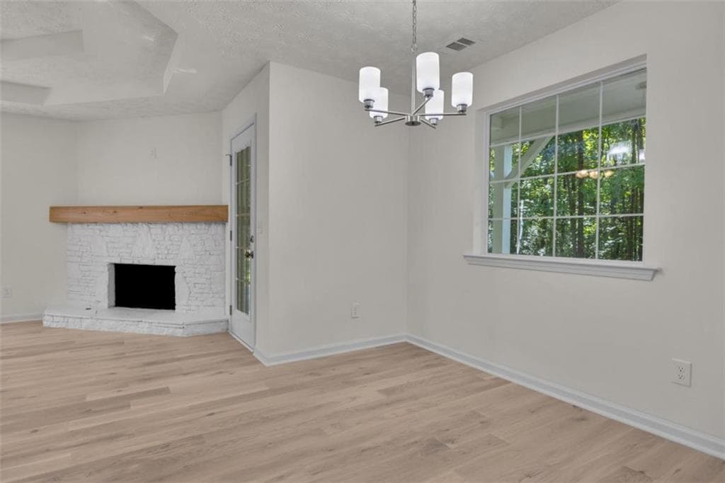 3 bedroom, 2 bathroom, 1,565 sq ft single family residence for sale at 25 Christian Woods Lane, Conyers, GA 30013 — photo 8