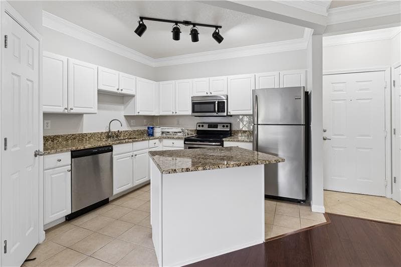 1 bedroom, 1 bathroom, 761 sq ft condominium for rent at 1850 Cotillion Drive 3309, Dunwoody, GA 30338 for $1,400 a month — photo 3