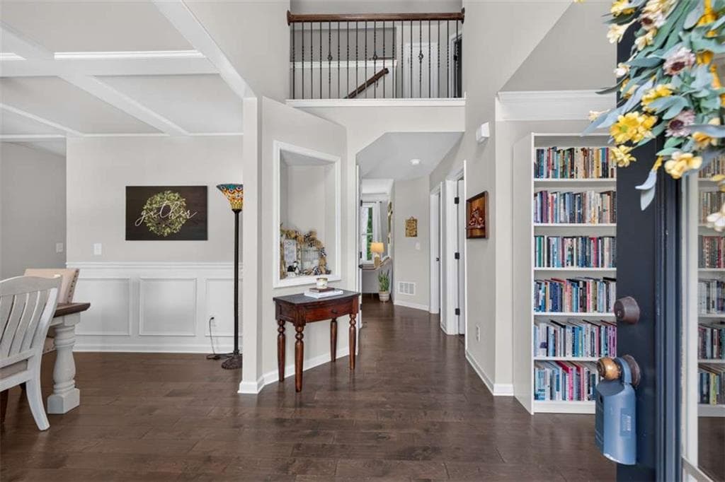 5 bedroom, 3 bathroom, 3,360 sq ft single family residence under contract at 5912 Park Bay Court, Flowery Branch, GA 30542 — photo 5