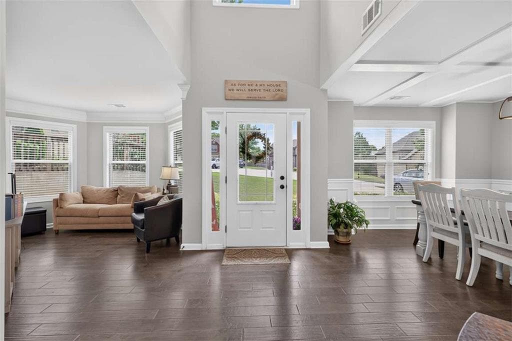 5 bedroom, 3 bathroom, 3,360 sq ft single family residence under contract at 5912 Park Bay Court, Flowery Branch, GA 30542 — photo 6