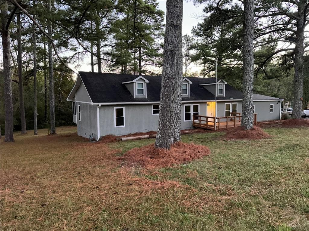 3 bedroom, 2 bathroom, 1,456 sq ft single family residence for sale at 4424 Brandy Lane, Acworth, GA 30102