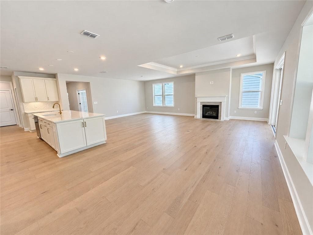 3 bedroom, 4 bathroom, 2,712 sq ft single family residence for sale at 208 Cosmos Court, Griffin, GA 30223 — photo 4