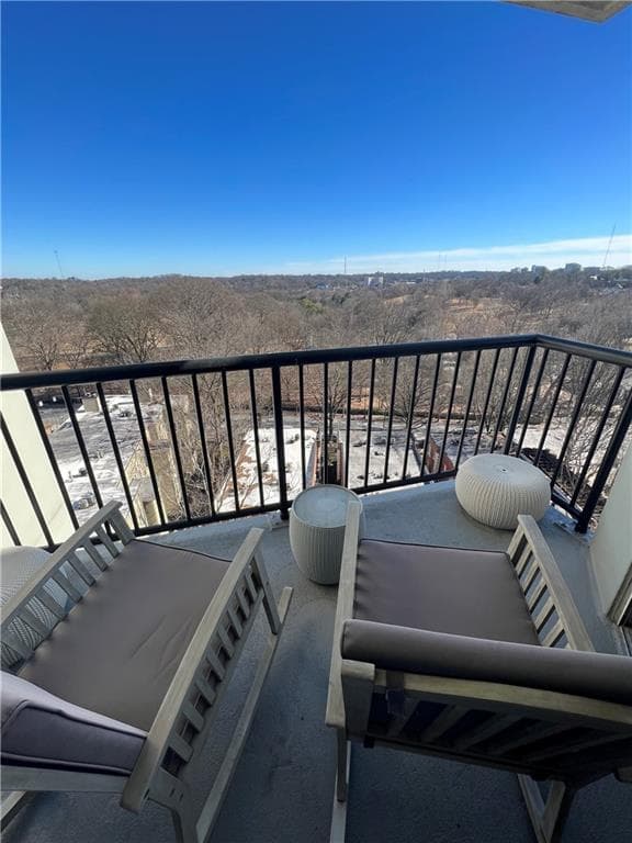 1 bedroom, 2 bathroom, 767 sq ft apartment for rent at 275 13th Street Ne 1004, Atlanta, GA 30309 for $2,100 a month — photo 5
