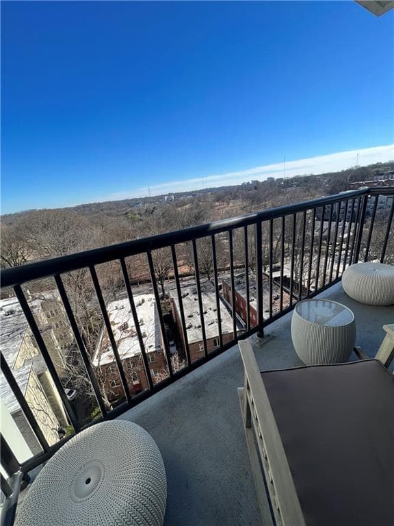 1 bedroom, 2 bathroom, 767 sq ft apartment for rent at 275 13th Street Ne 1004, Atlanta, GA 30309 for $2,100 a month — photo 7