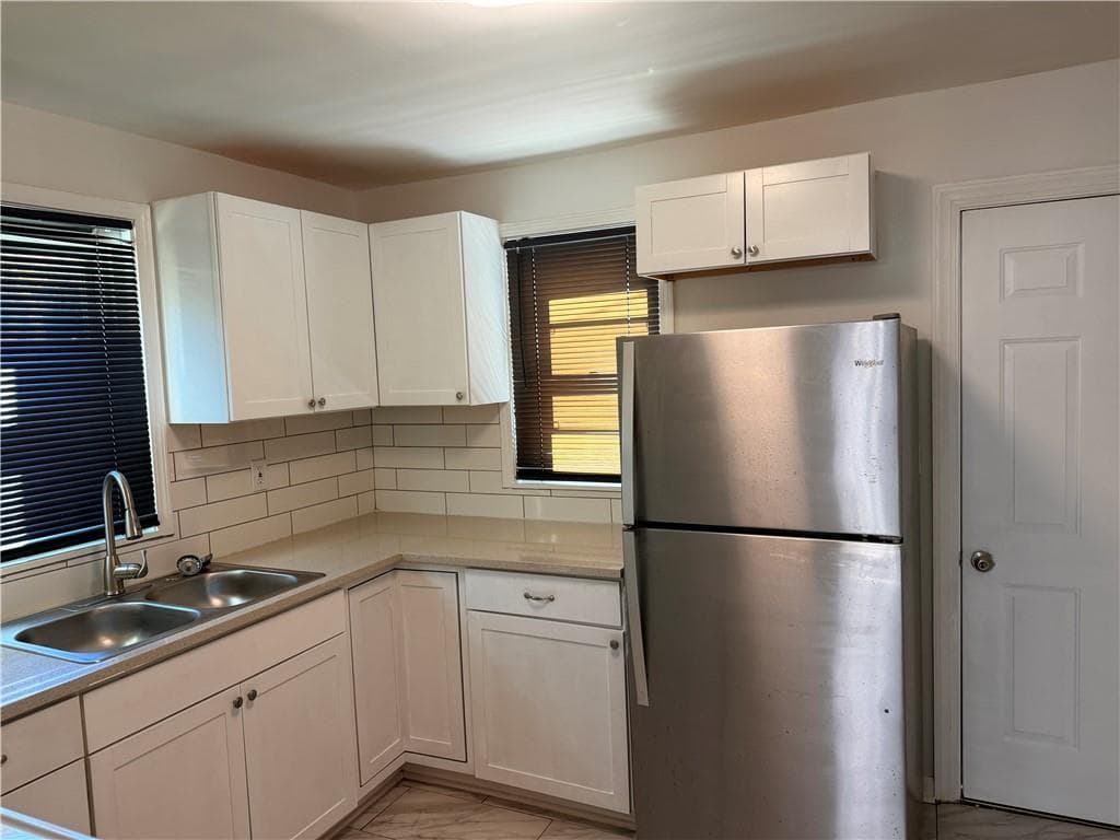 2 bedroom, 1 bathroom, 936 sq ft single family residence for rent at 1953 Don Juan Lane, Decatur, GA 30032 for $1,250 a month — photo 3