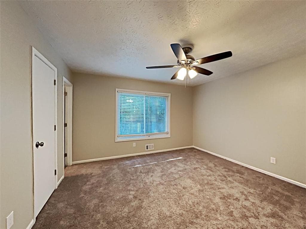 4 bedroom, 3 bathroom, 1,864 sq ft single family residence for sale at 322 Hardwood Lane, Lawrenceville, GA 30044 — photo 8