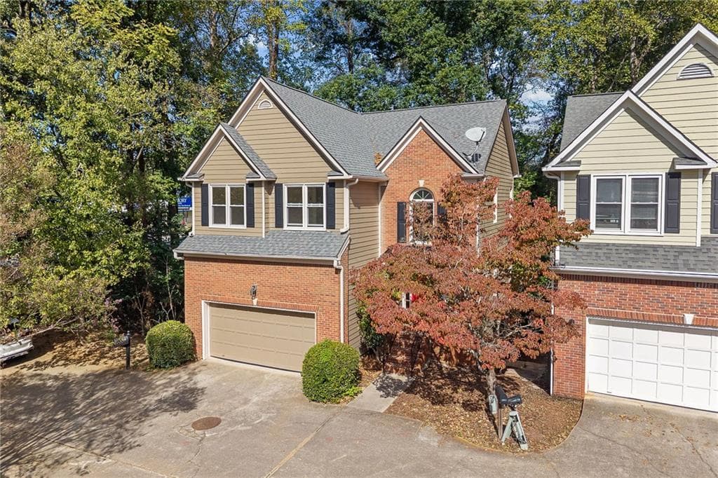 4 bedroom, 4 bathroom, 2,822 sq ft single family residence for sale at 2364 Greylock Place, Decatur, GA 30030 — photo 2