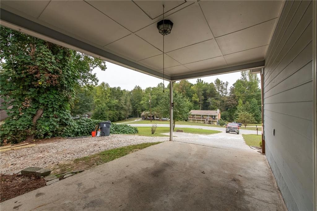 3 bedroom, 2 bathroom, 1,092 sq ft single family residence for sale at 50 Parkway Circle, Villa Rica, GA 30180 — photo 9