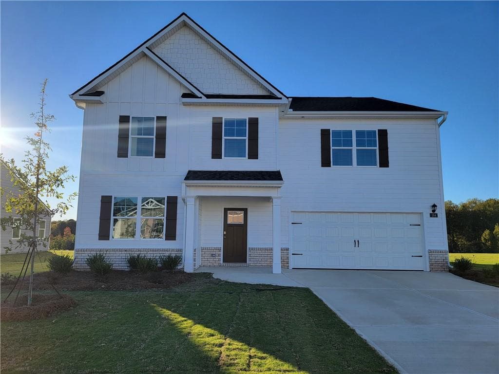 5 bedroom, 3 bathroom, 3,227 sq ft single family residence for sale at 184 Melrose Court, Jefferson, GA 30549 — photo 1 of 53