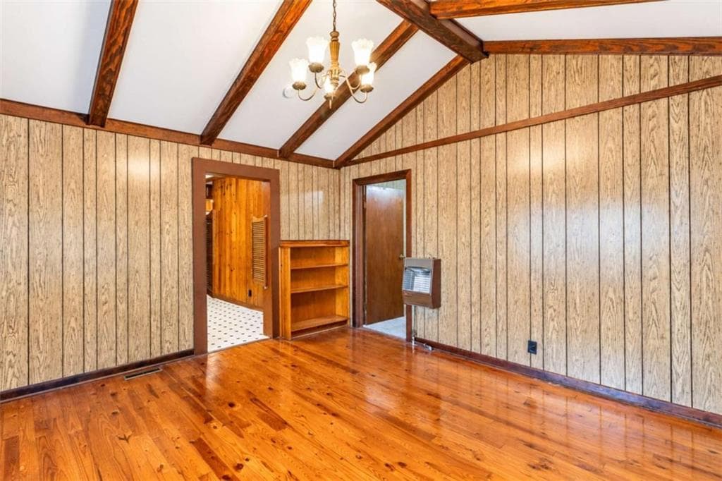 3 bedroom, 1 bathroom, 1,211 sq ft single family residence for sale at 421 Cedar Avenue, Rome, GA 30161 — photo 4