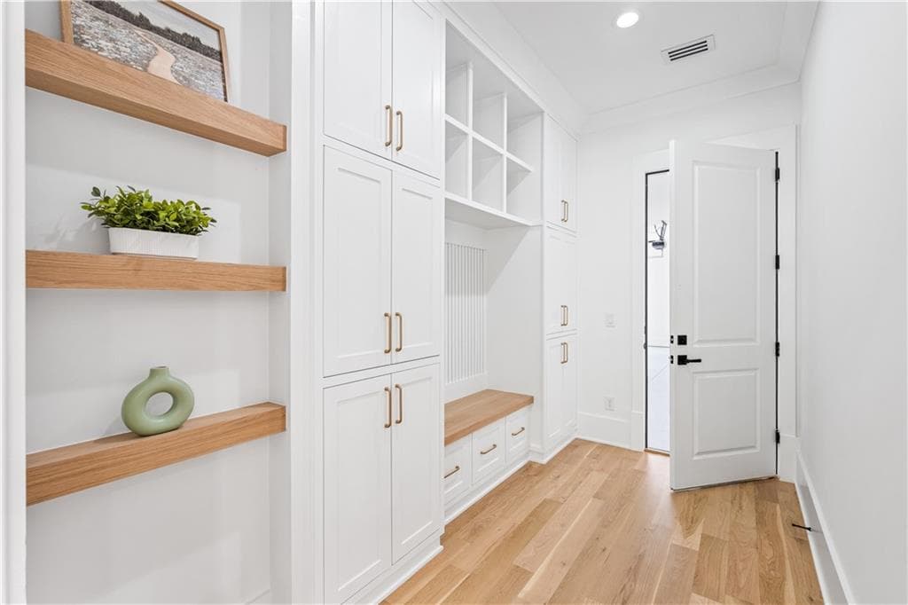 5 bedroom, 7 bathroom, 7,500 sq ft single family residence for sale at 681 Old Peachtree Road, Lawrenceville, GA 30043 — photo 4