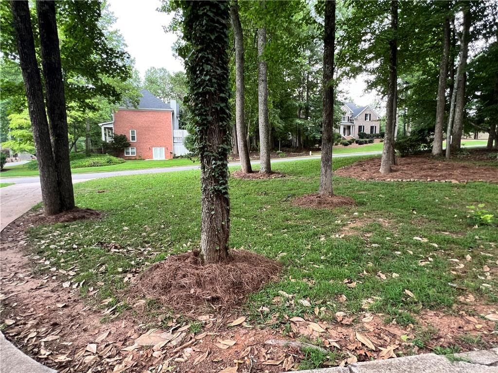 4 bedroom, 3 bathroom, 4,542 sq ft single family residence for rent at 5035 Hamptons Club Drive, Alpharetta, GA 30004 for $3,500 a month — photo 4