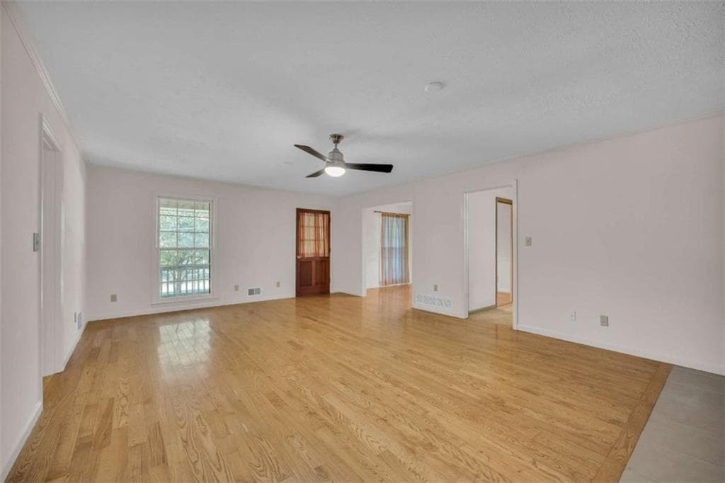 3 bedroom, 2 bathroom, 1,468 sq ft single family residence for sale at 871 Whispering Way, Winder, GA 30680 — photo 8
