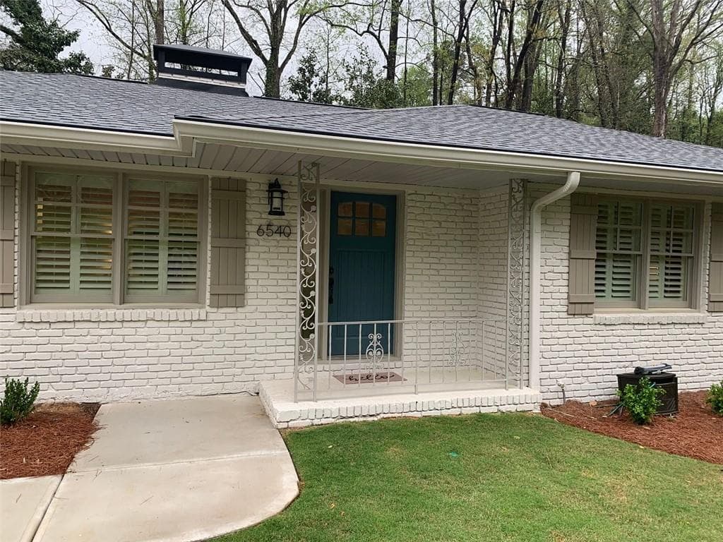 3 bedroom, 2 bathroom, 1,563 sq ft single family residence for rent at 6540 SCOTT VALLEY Road, Atlanta, GA 30328 for $3,950 a month — photo 2