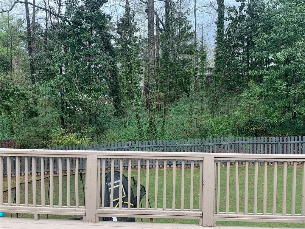 3 bedroom, 2 bathroom, 1,563 sq ft single family residence for rent at 6540 SCOTT VALLEY Road, Atlanta, GA 30328 for $3,950 a month — photo 3