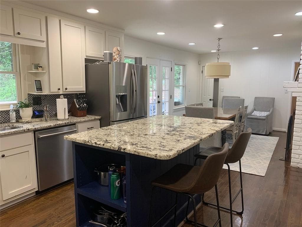 3 bedroom, 2 bathroom, 1,563 sq ft single family residence for rent at 6540 SCOTT VALLEY Road, Atlanta, GA 30328 for $3,950 a month — photo 4