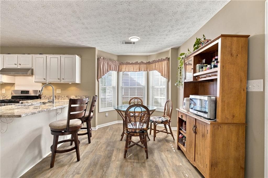 3 bedroom, 2 bathroom, 1,712 sq ft single family residence for sale at 2353 Radcliff Drive, Lawrenceville, GA 30043 — photo 9