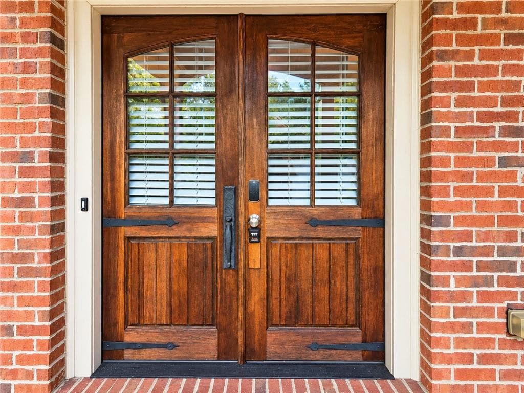 5 bedroom, 4 bathroom, 2,965 sq ft single family residence for sale at 1828 Crossvale Drive, Dacula, GA 30019 — photo 2
