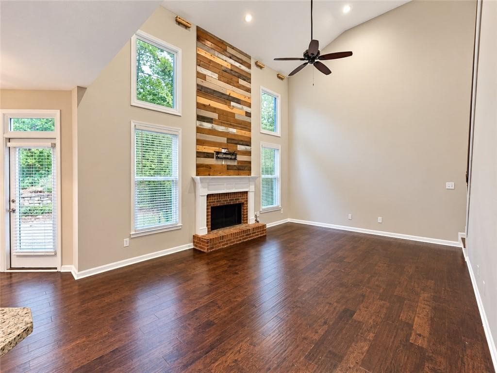 5 bedroom, 4 bathroom, 2,965 sq ft single family residence for sale at 1828 Crossvale Drive, Dacula, GA 30019 — photo 7