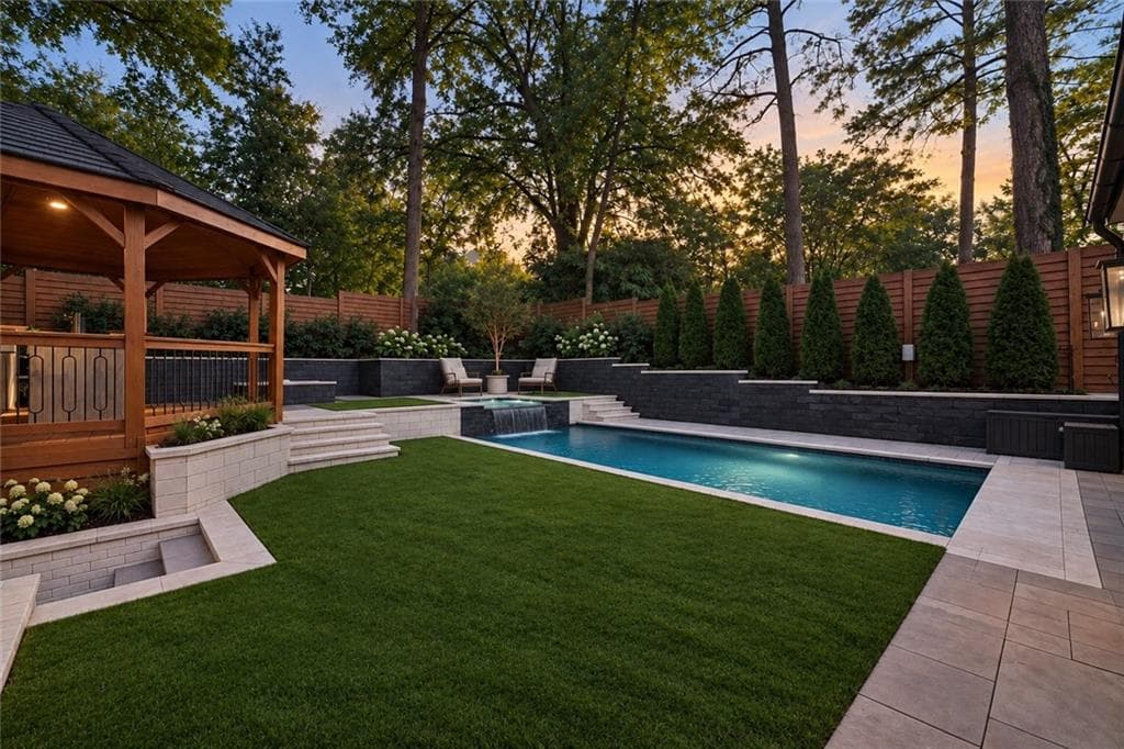 5 bedroom, 5 bathroom, 4,626 sq ft single family residence under contract at 837 Kings Court, Atlanta, GA 30306 — photo 2