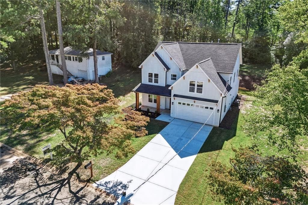 5 bedroom, 4 bathroom, 2,739 sq ft single family residence for sale at 4210 Hasty Lane, Austell, GA 30106 — photo 3