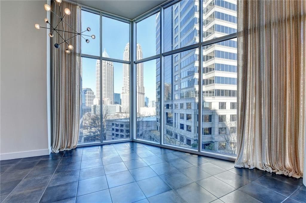 2 bedroom, 3 bathroom, 1,505 sq ft condominium for sale at 1080 Peachtree Street 703, Atlanta, GA 30309 — photo 8