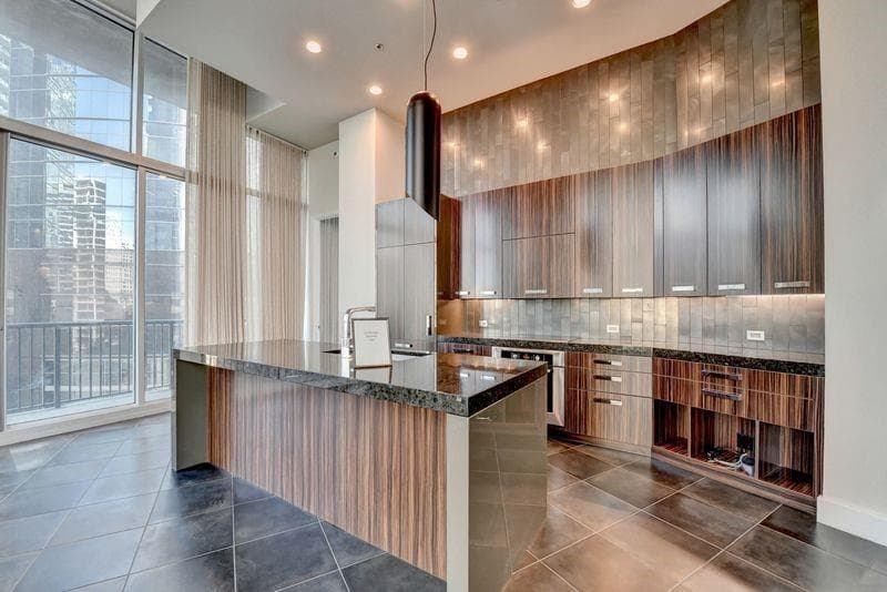 2 bedroom, 3 bathroom, 1,505 sq ft condominium for sale at 1080 Peachtree Street 703, Atlanta, GA 30309 — photo 10