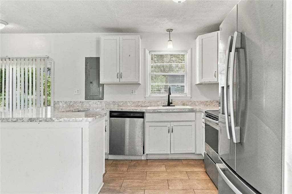 3 bedroom, 1 bathroom, 1,176 sq ft single family residence for sale at 556 Monticello Drive, Mableton, GA 30126 — photo 7