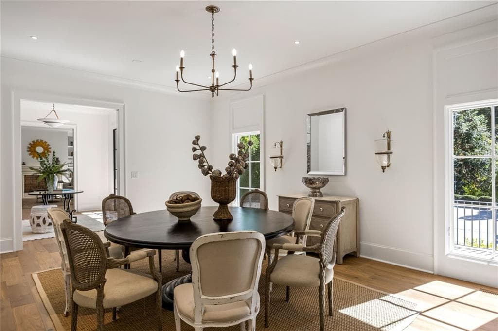6 bedroom, 10 bathroom, 8,500 sq ft single family residence for sale at 3835 Paces Ferry Road, Atlanta, GA 30327 — photo 10