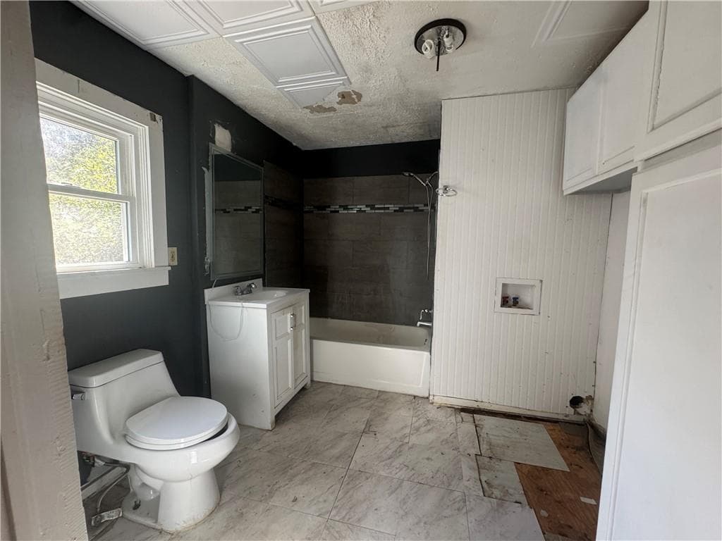 3 bedroom, 1 bathroom, 1,122 sq ft single family residence for sale at 315 N 14th Street, Griffin, GA 30223 — photo 9