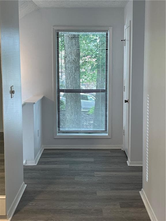 2 bedroom, 2 bathroom, 1,323 sq ft condominium for rent at 1502 Wynnes Ridge Circle, Marietta, GA 30067 for $1,700 a month — photo 4
