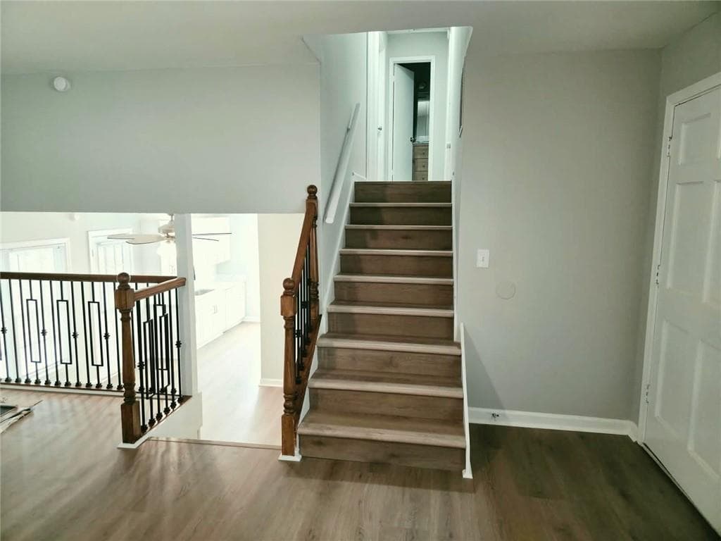 4 bedroom, 3 bathroom, 1,484 sq ft single family residence for rent at 5542 Shawnee Trail, Norcross, GA 30071 for $1,995 a month — photo 4