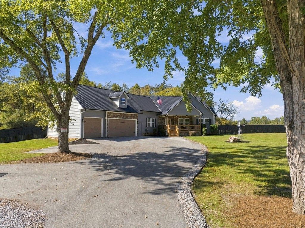 5 bedroom, 4 bathroom, 2,786 sq ft single family residence for sale at 797 Old Dalton Road, Rome, GA 30165 — photo 3