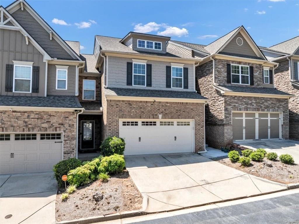 3 bedroom, 3 bathroom, 2,376 sq ft townhouse for sale at 680 Cobblestone Creek Lane 3, Mableton, GA 30126 — photo 2