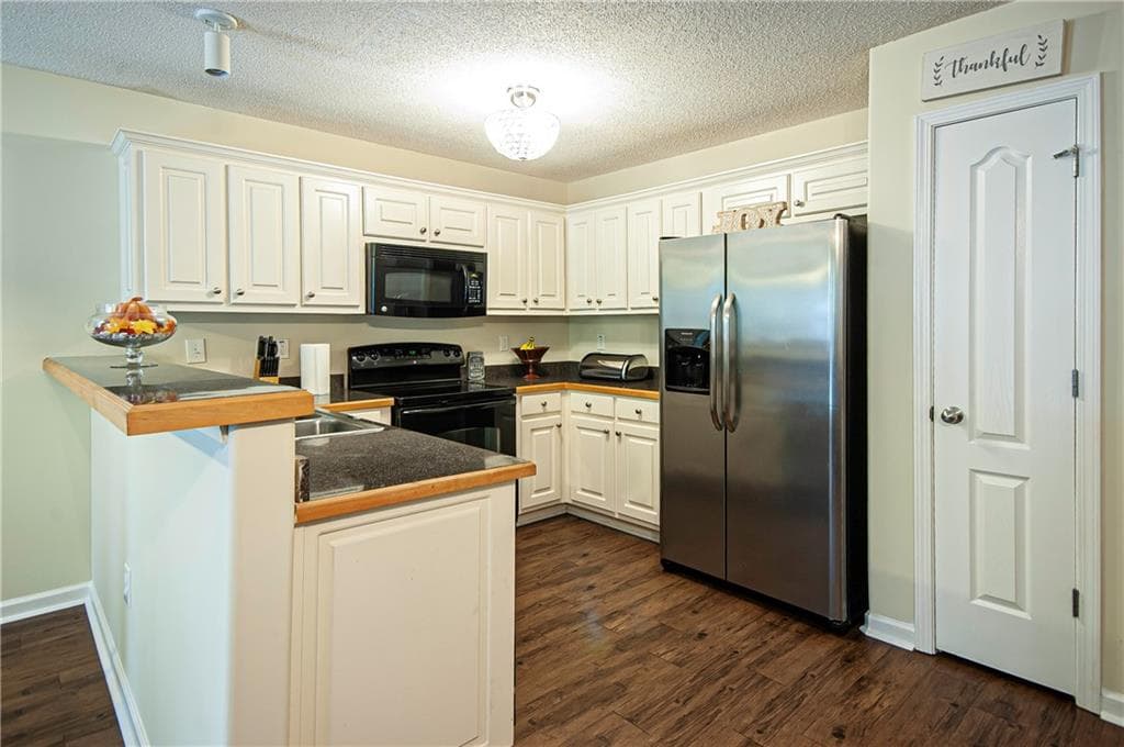 2 bedroom, 3 bathroom, 1,268 sq ft townhouse for sale at 1528 Box Circle, Winder, GA 30680 — photo 9
