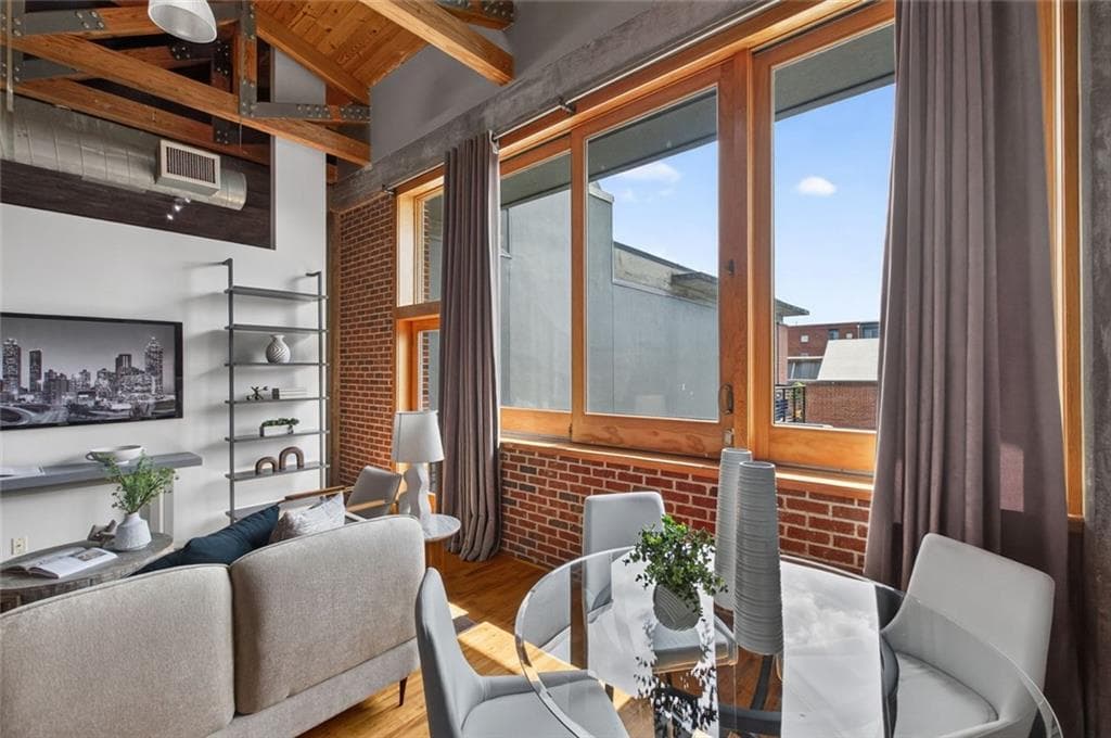 2 bedroom, 2 bathroom, 1,116 sq ft condominium for sale at 660 Glen Iris Drive 405, Atlanta, GA 30308 — photo 5