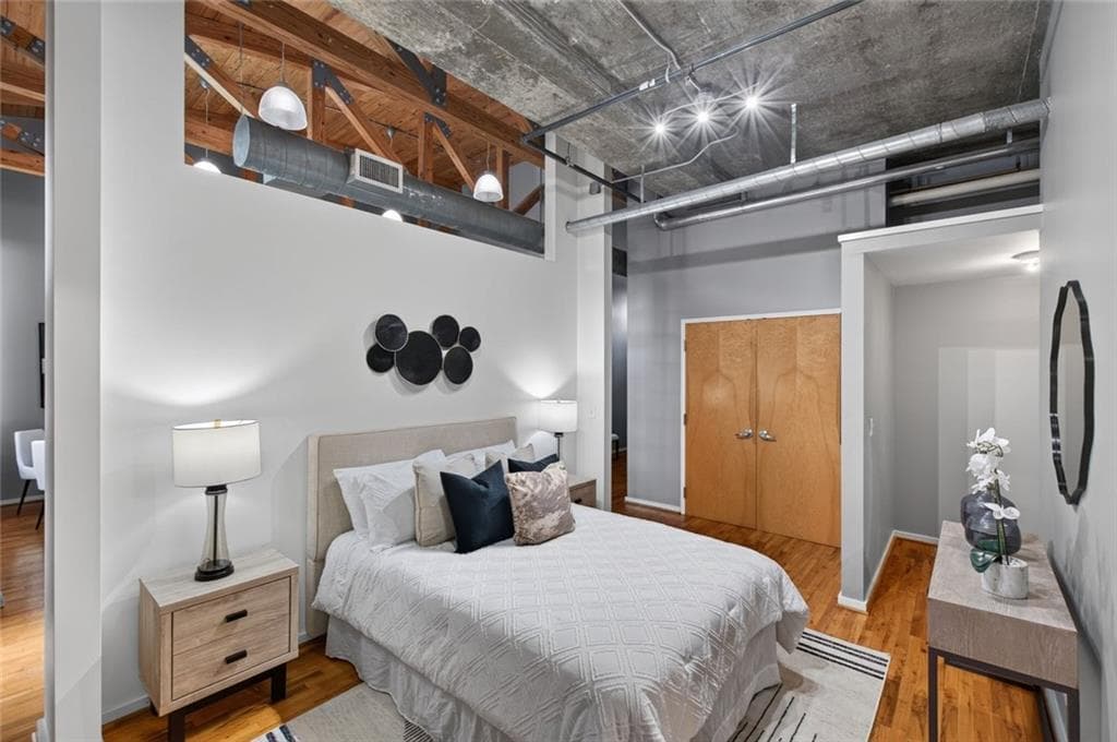 2 bedroom, 2 bathroom, 1,116 sq ft condominium for sale at 660 Glen Iris Drive 405, Atlanta, GA 30308 — photo 10