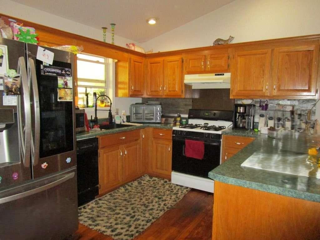 3 bedroom, 3 bathroom, 1,456 sq ft single family residence for sale at 405 Chattahoochee Way, Cornelia, GA 30531 — photo 3