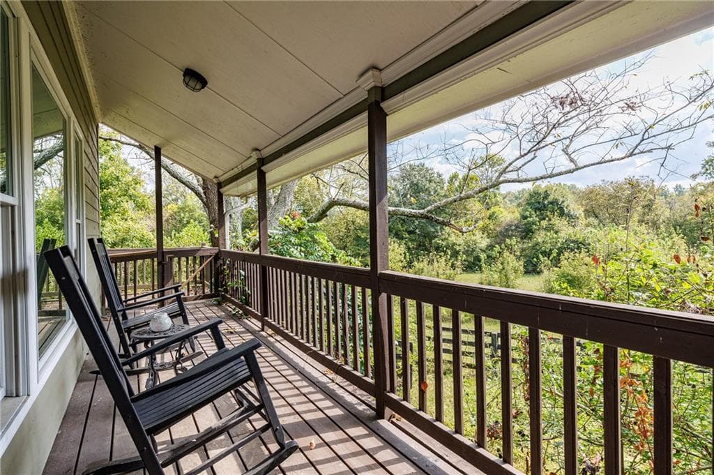 3 bedroom, 3 bathroom, 4,269 sq ft single family residence for sale at 14325 Birmingham Highway, Milton, GA 30004 — photo 3
