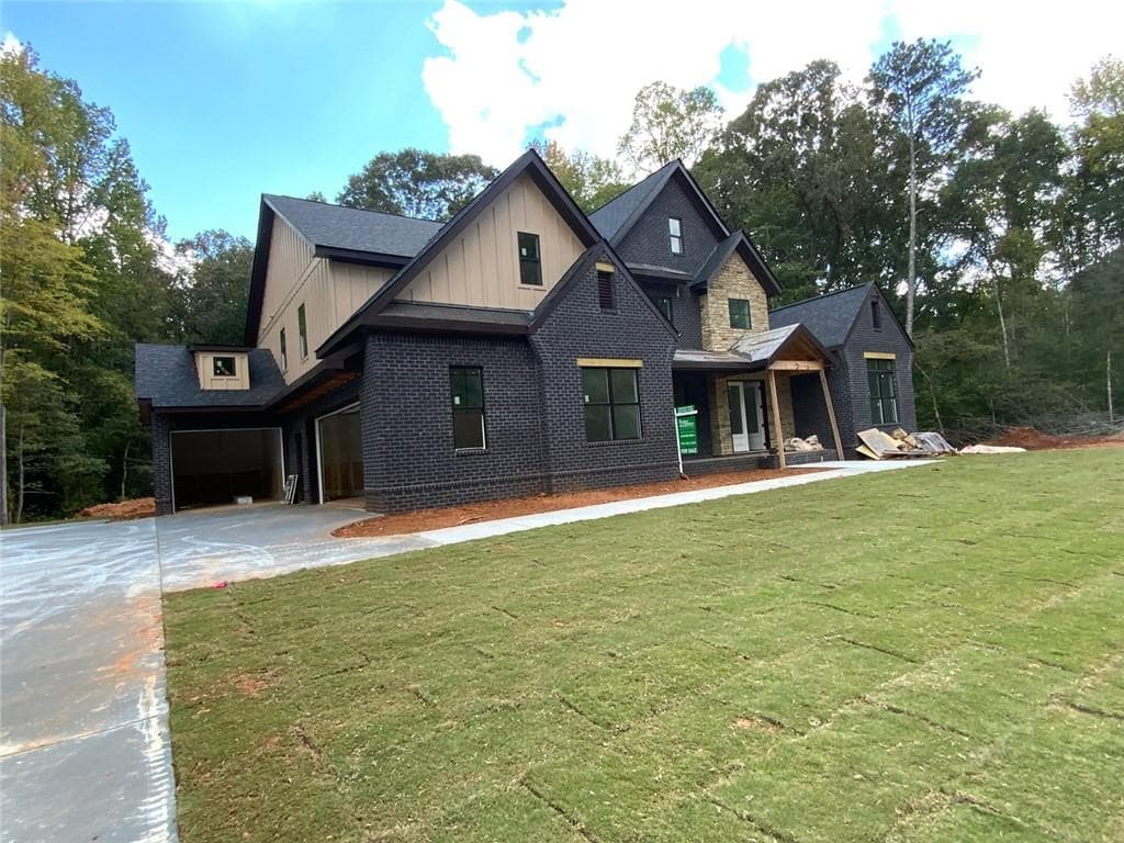 5 bedroom, 6 bathroom, 8,192 sq ft single family residence for sale at 2318 Smyrna Road, Conyers, GA 30094 — photo 3