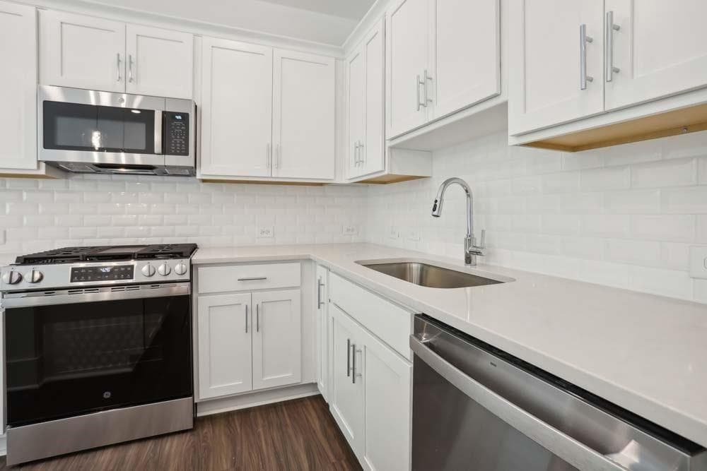 3 bedroom, 3 bathroom, 1,362 sq ft townhouse for rent at 1621 Gunnin Trace, Atlanta, GA 30318 for $2,700 a month — photo 10