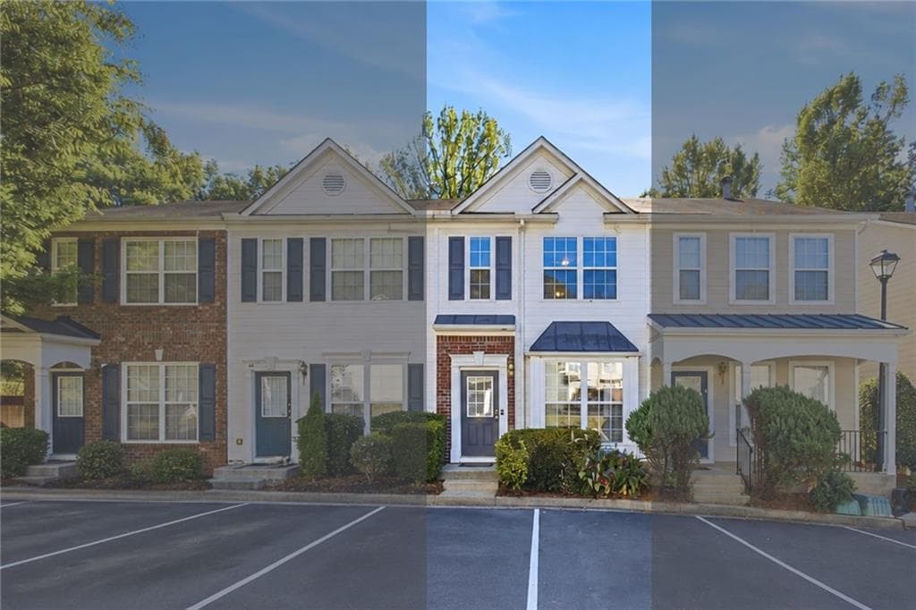 2 bedroom, 3 bathroom, 1,244 sq ft townhouse for sale at 990 Redwood Drive, Norcross, GA 30093 — photo 2