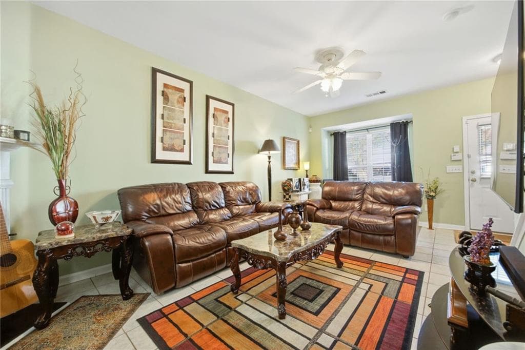2 bedroom, 3 bathroom, 1,244 sq ft townhouse for sale at 990 Redwood Drive, Norcross, GA 30093 — photo 6