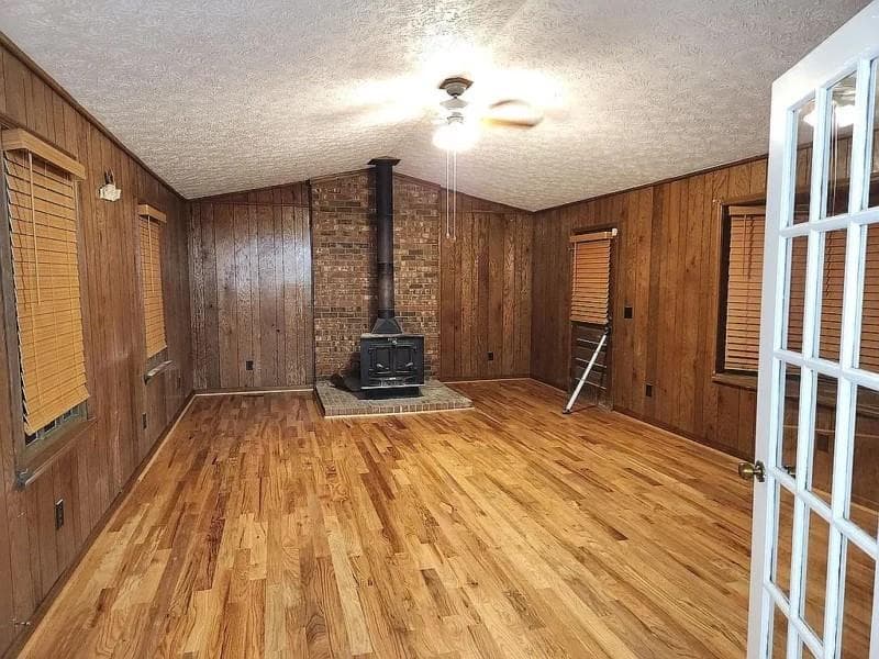 4 bedroom, 3 bathroom, 2,124 sq ft single family residence for rent at 1304 Vine Street, Gainesville, GA 30501 for $2,250 a month — photo 9